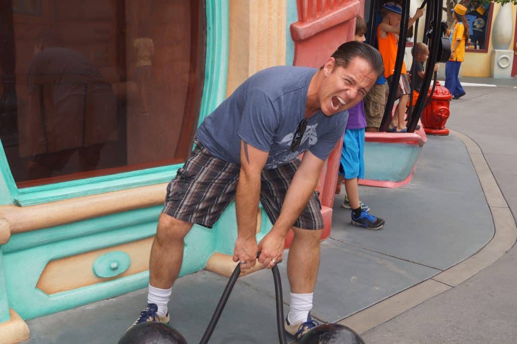 jeff-campbell-middle-class-dad-at-disneyland