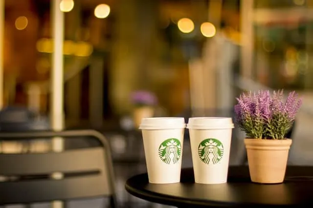 new-year-gifts-for-employees-starbucks-middle-class-dad