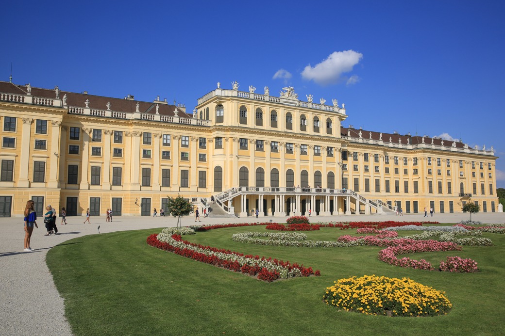 Discovering the Majesty of Schloss Schönbrunn: A Guide to Vienna's